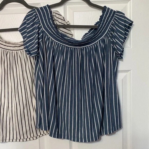 2 American Eagle Off the Shoulder Striped Tshirts - Picture 2 of 8